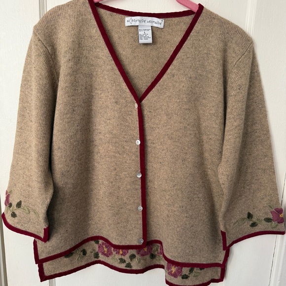 Eastside Westside Embroidered Cardigan Sweater Size L - Picture 1 of 9
